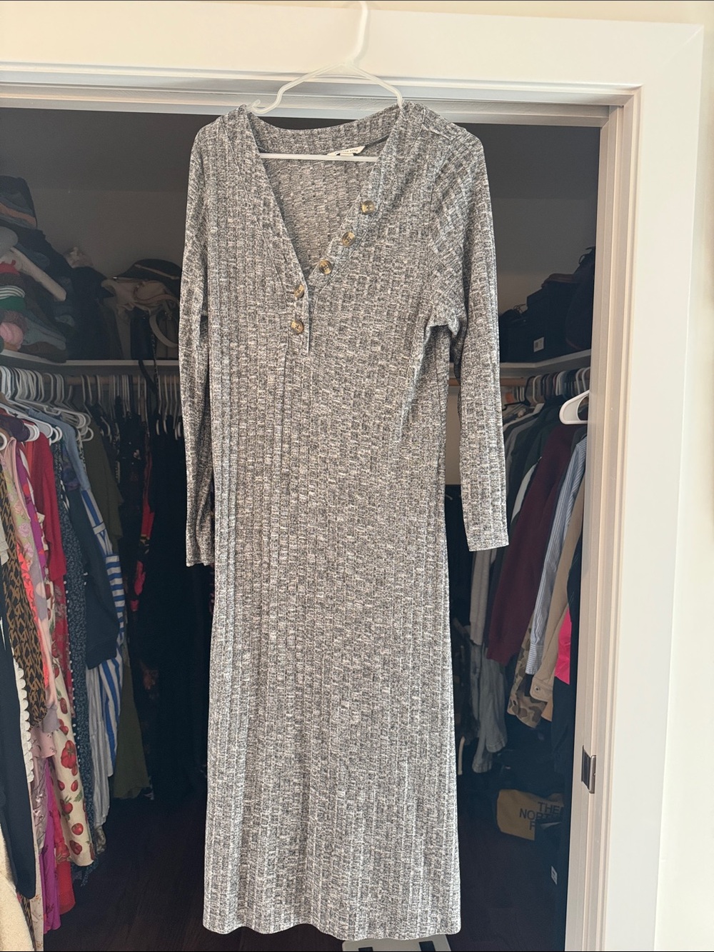 American Eagle Outfitters Heather Gray Ribbed Button-Front Maxi Dress